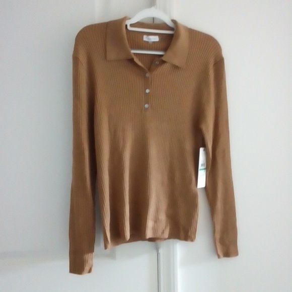 NWT Women's Tan Sweater - Picture 1 of 5